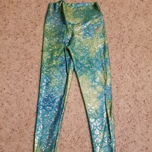 Mermaid scrunch butt leggings